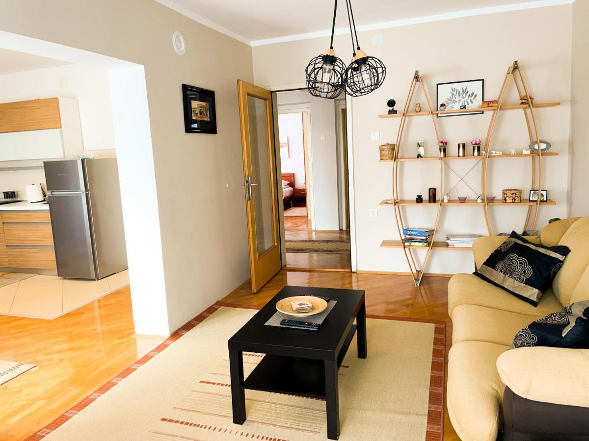 Broj Jedan Delux Villa โซโคบานยา ภายนอก รูปภาพ