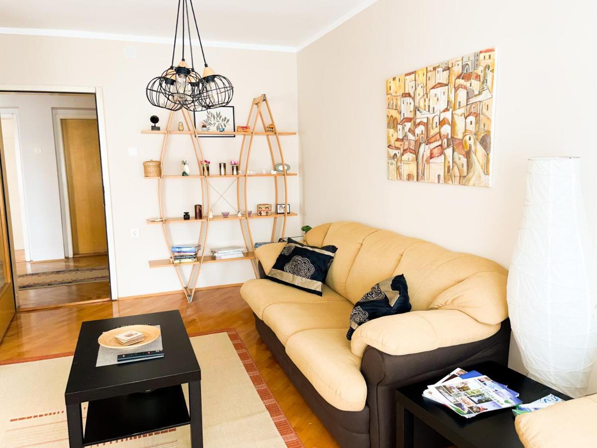 Broj Jedan Delux Villa โซโคบานยา ภายนอก รูปภาพ